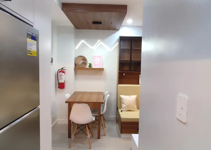 بيت للعطل 2br Near Naia Fully Furnished Bloom Tower A *