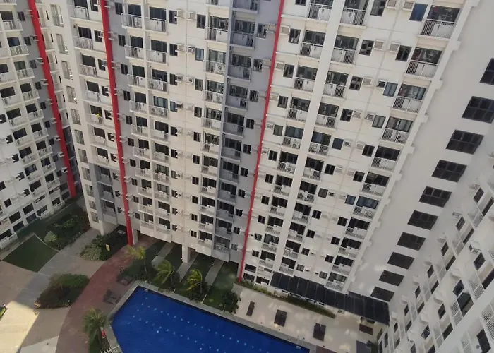2br Near Naia Fully Furnished Bloom Tower A * مانيلا